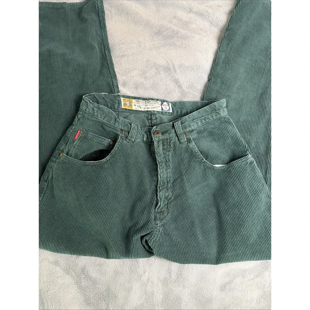 Vintage Bugle Boy New Denim Basics Loose Fit Green Corduroy 30x30 Pants